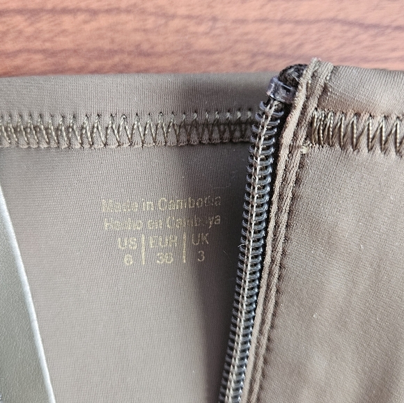 Aldo Adwigocia Sock Boots Size 6 Block heel Zip Closure Rubber sole GREEN - Picture 12 of 12